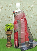 Load image into Gallery viewer, Pretty Organza Saree In Rich Contrast Gold And Silver Borders