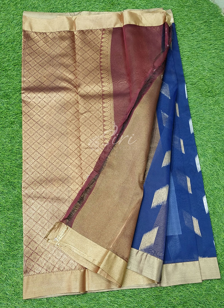 Lovely Silk Cotton Saree in Gold and Silver Zari