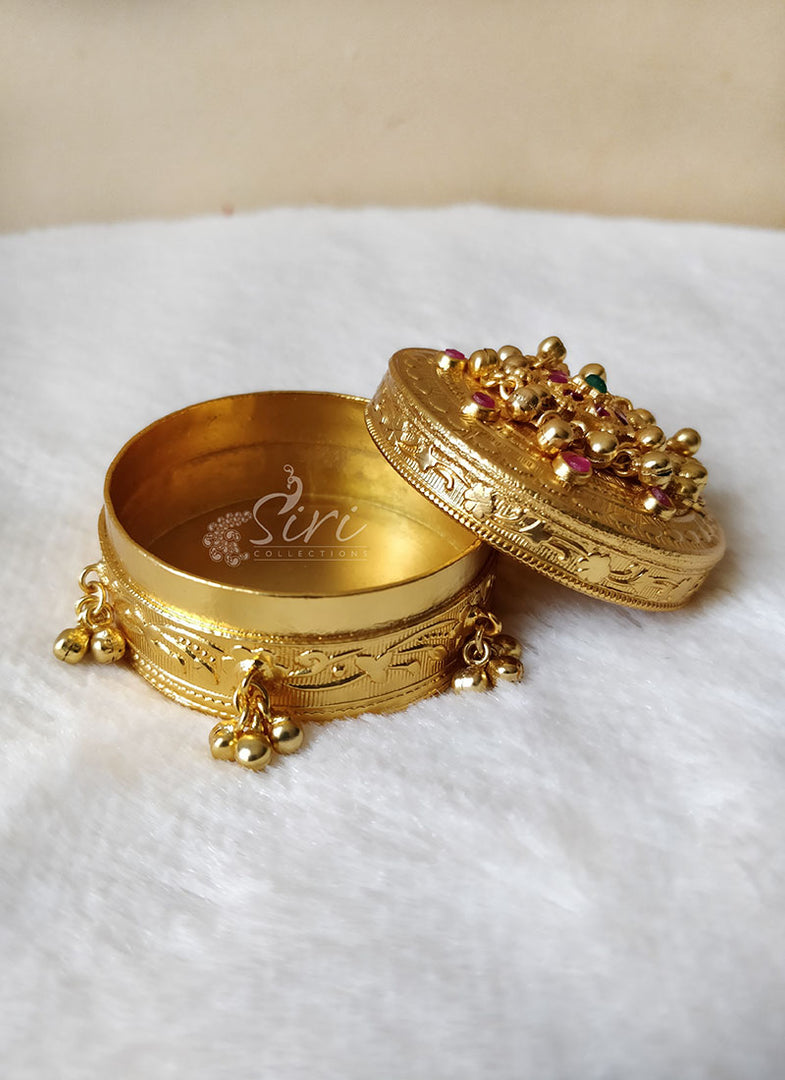 Designer Gold Plated Kumkum Bharina