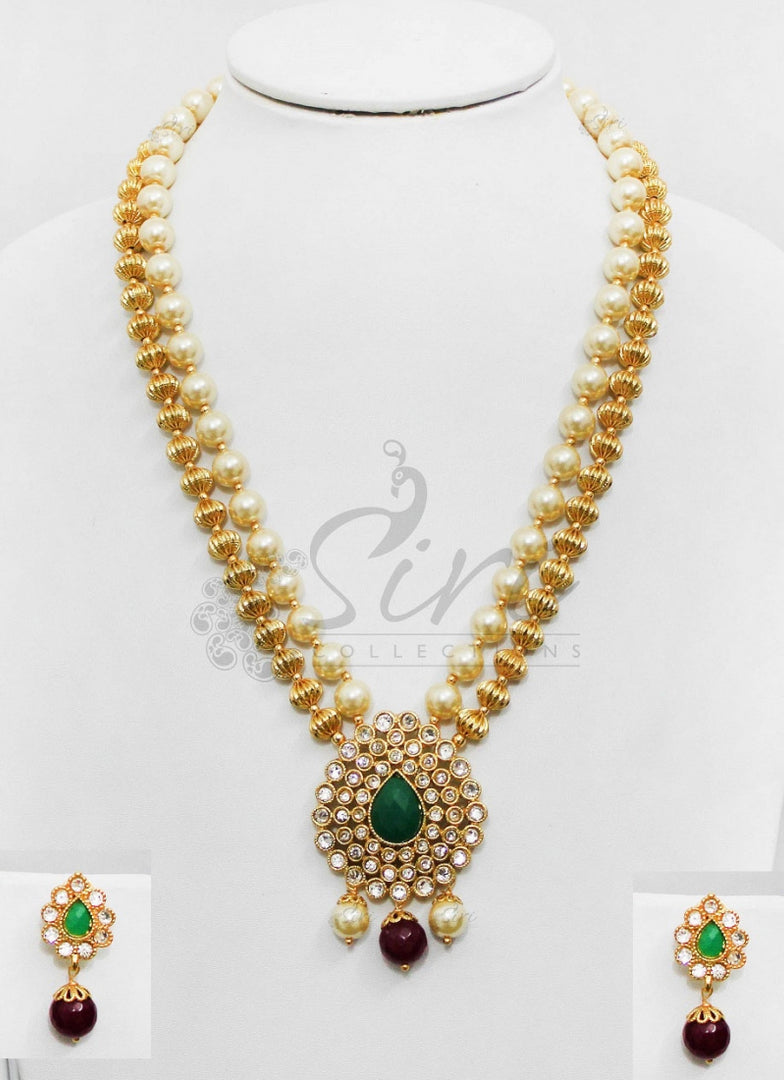 Polki Necklace Set In Gold Balls And Pearls
