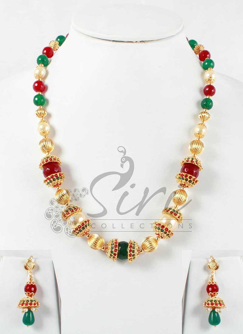 Gold Balls And Pearls, Red And Green Onyx Maala In Caps