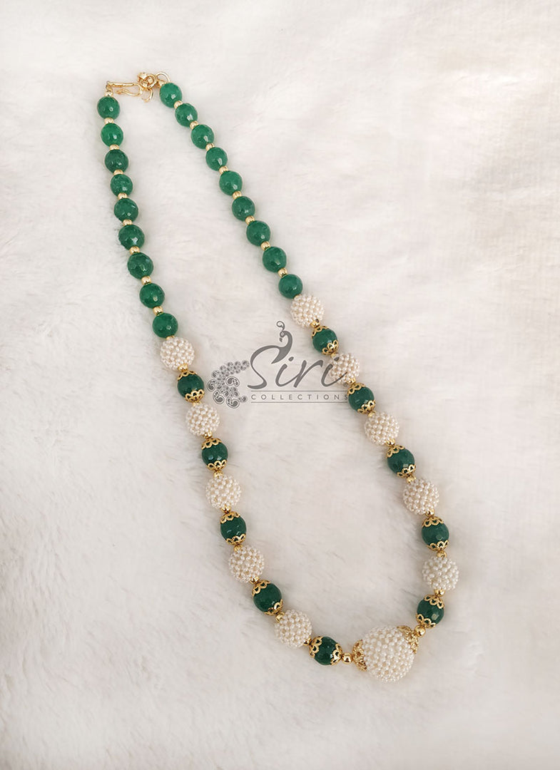 Trendy Onyx and Pearl Beads Chain